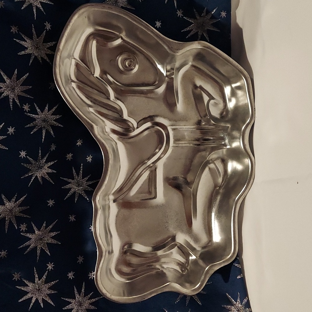Horse with saddle cake pan